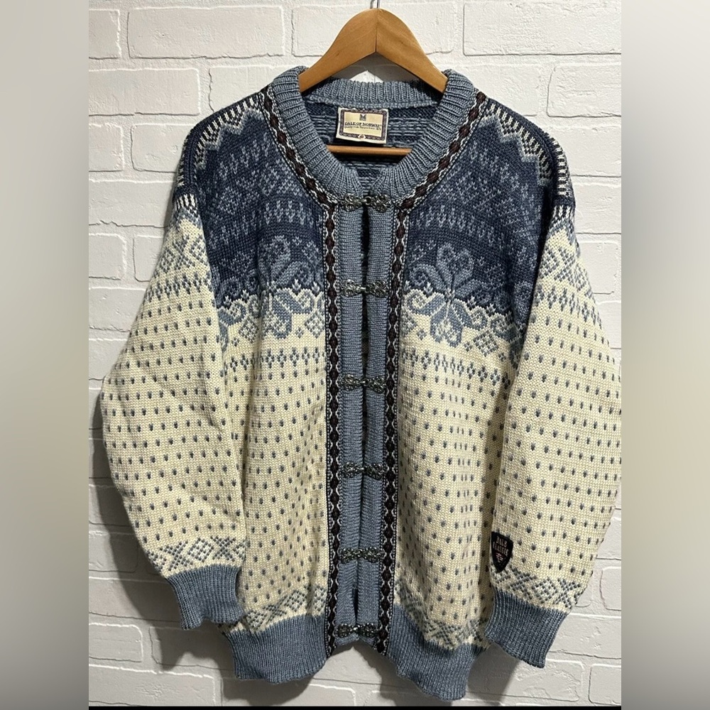 Dale of Norway Blue and Cream Traditional Nordic Wool Cardigan